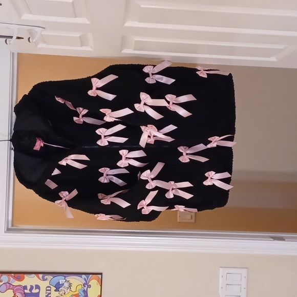 DOLLSKILL SUGAR THRILLZ 2X BLACK SERPA WITH PINK BOWS LONG-SLEEVED POCKETS - Picture 10 of 11